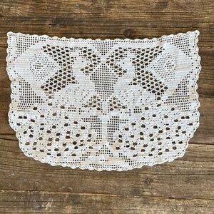 Vintage Chair Back crocheted doily